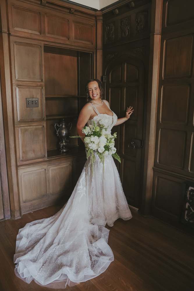 Bridal portrait beside the panelled wall
