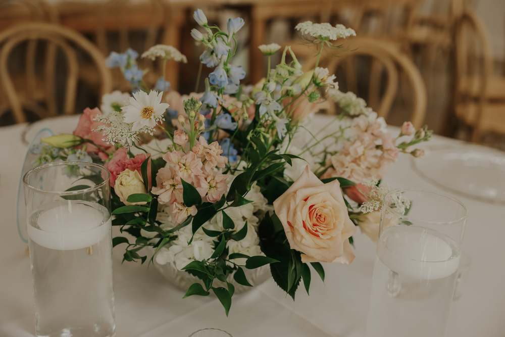 Pastel centerpiece on the reception table